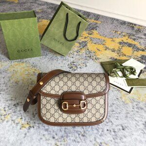 mint condition GUCCI 1955 HORSEBIT SHOULDER BAG GG supreme/brown